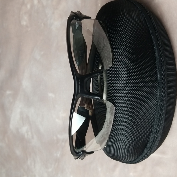 Oakley men sunglasses - Picture 2 of 15